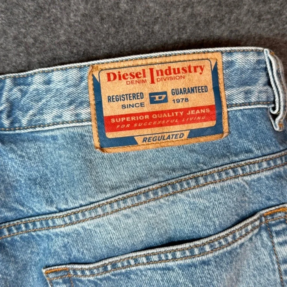 Diesel Industry 2001 Pocket Loose Baggy‎ Leg Jeans Mens Light Wash Denim 33x32